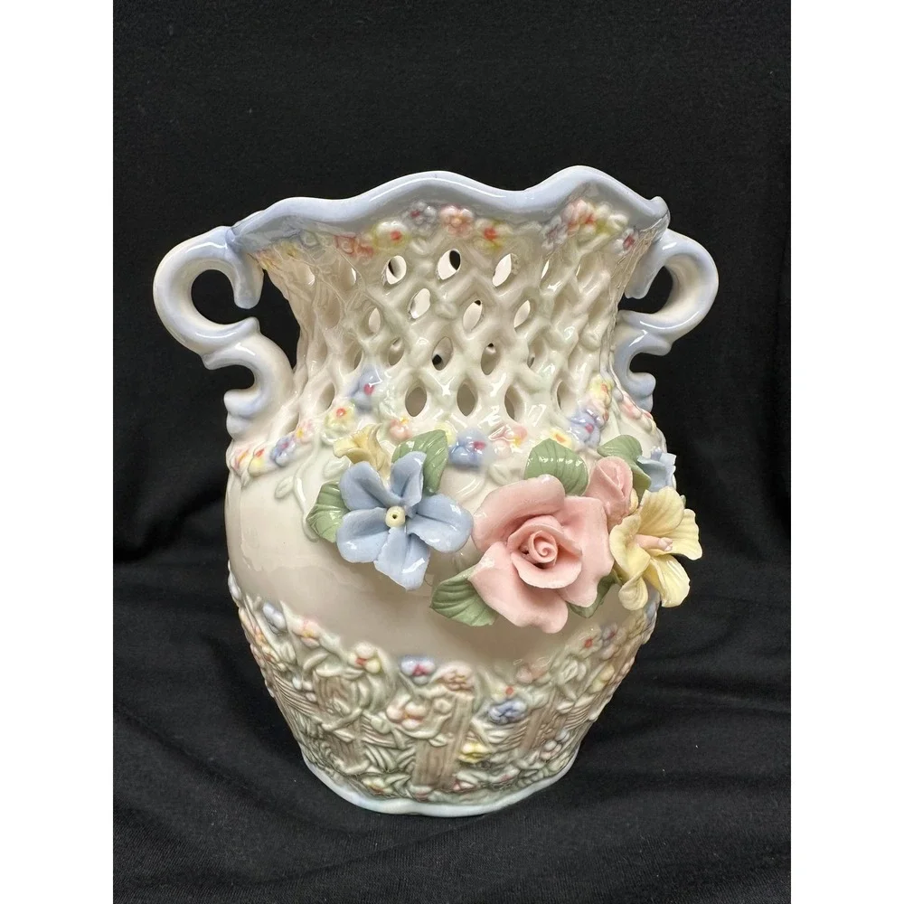 Floral Lattice Vase Cream Pastel Applied Porcelain 3D Flowers Scrolled Victorian